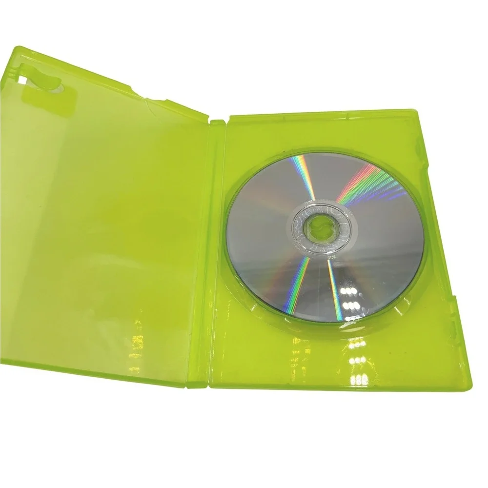 Mojang Minecraft Xbox 360 Game Disc Green Case 2013